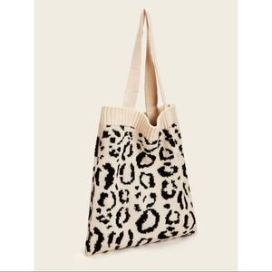 Chic Petunia Knitted Casual